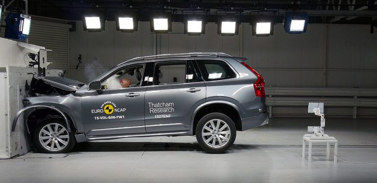 Рейтинг самых безопасных автомобилей 2025 года: ТОП-10 моделей - 1